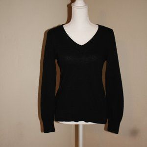 Black Banana Republic sweater with buttons on back